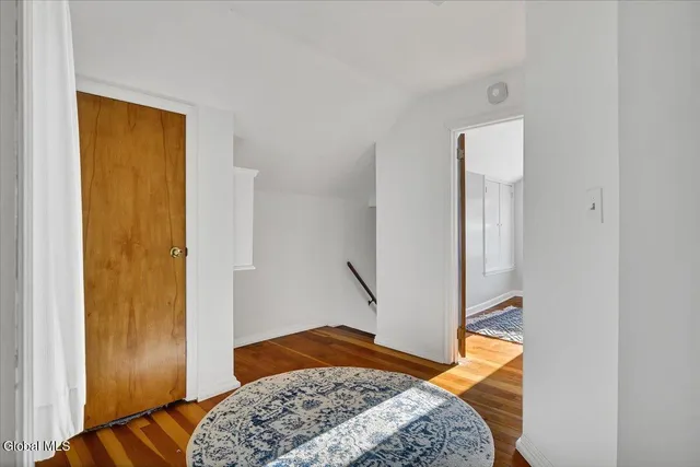 $2,575 | 138 Elm Street, Saratoga Springs, NY 12866