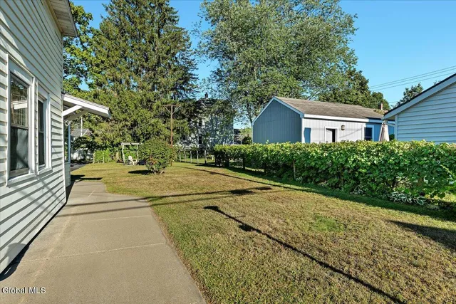 $2,575 | 138 Elm Street, Saratoga Springs, NY 12866