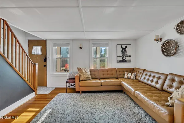 $2,495 | 138 Elm Street, Saratoga Springs, NY 12866