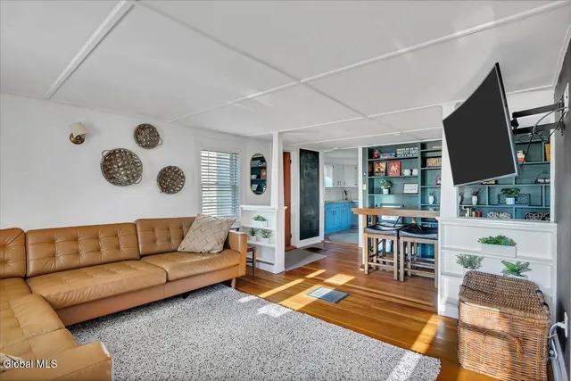 $2,575 | 138 Elm Street, Saratoga Springs, NY 12866