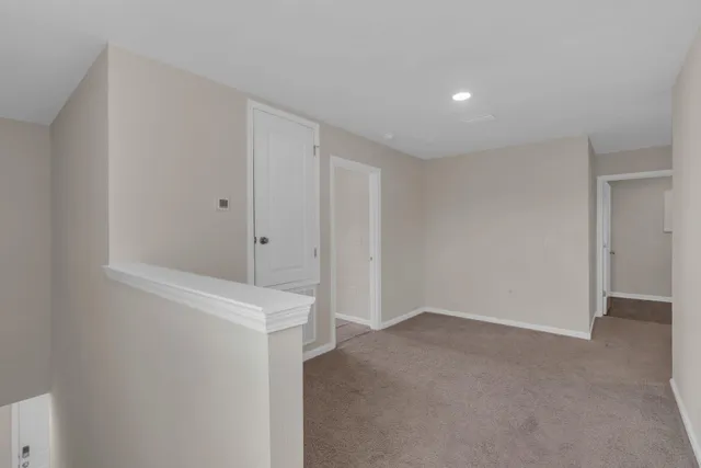 $2,750 | 585 Earl Godwin Road, Freeport, FL 32439