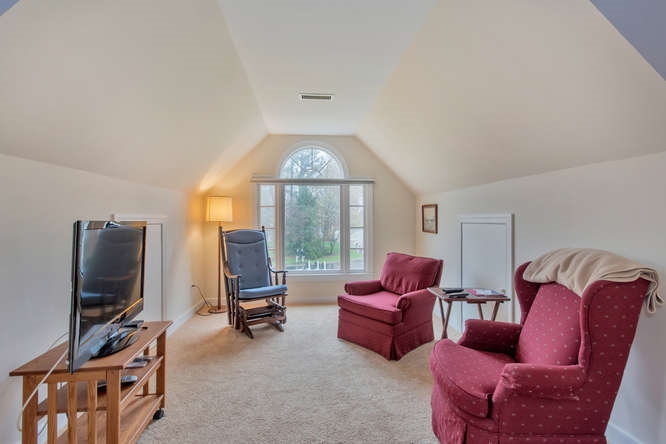 3201 Poplar Ridge Road Charlottesville, VA 22911 - Photo 19 of 48 Gallery Image 19