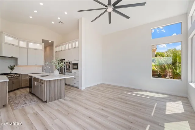 $730,000 | 6334 East Viewmont Drive, Unit 9, Mesa, AZ 85215