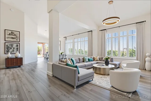 $730,000 | 6334 East Viewmont Drive, Unit 9, Mesa, AZ 85215