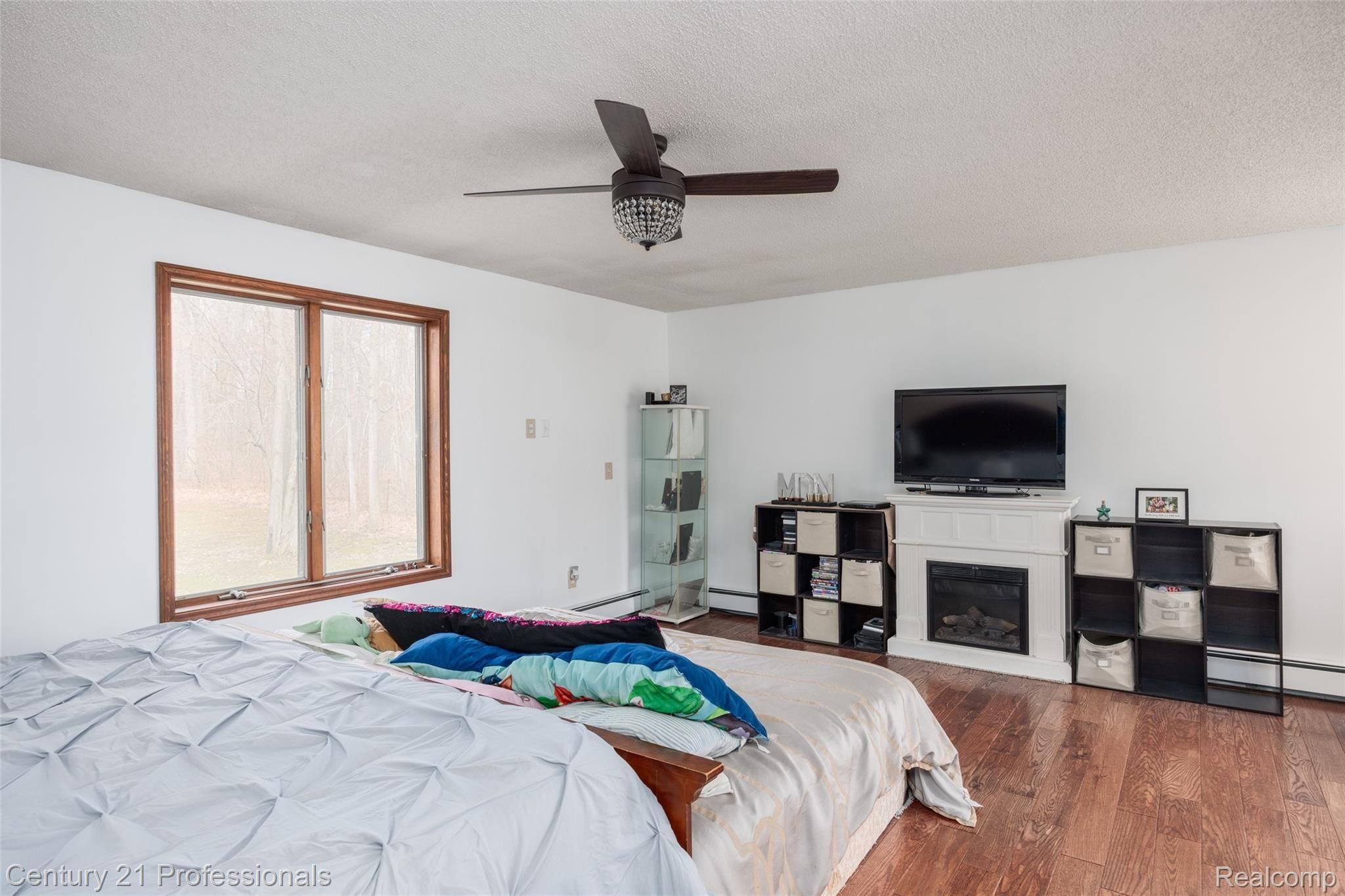 40760 Harris Road Belleville, MI 48111 - Photo 21 of 41 40760 Harris-21.jpg