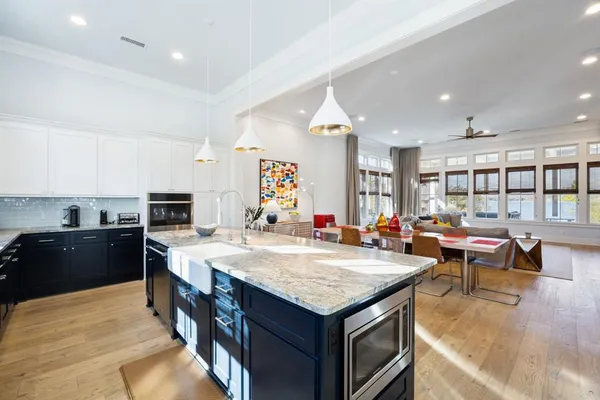 $2,425,000 | 13230 Dodds Landing, Malakoff, TX 75148