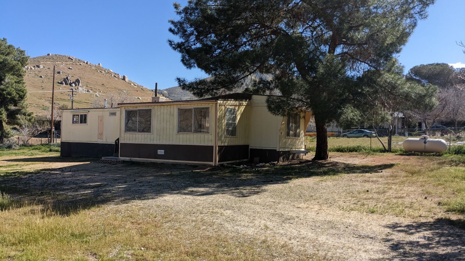 5664 Piute Mountain Road Weldon, CA 93283 - Photo 2 of 8