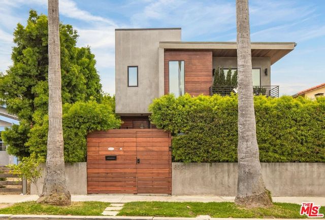 $3,275,000 | 3557 Ashwood Avenue, Los Angeles, CA 90066