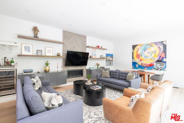 $3,275,000 | 3557 Ashwood Avenue, Los Angeles, CA 90066