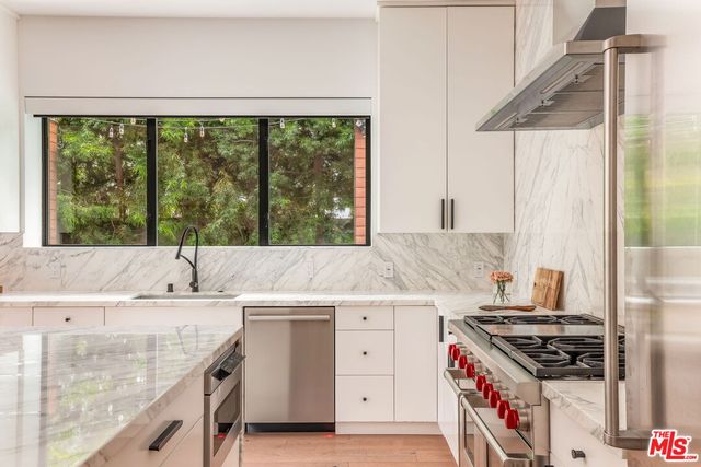 $3,275,000 | 3557 Ashwood Avenue, Los Angeles, CA 90066