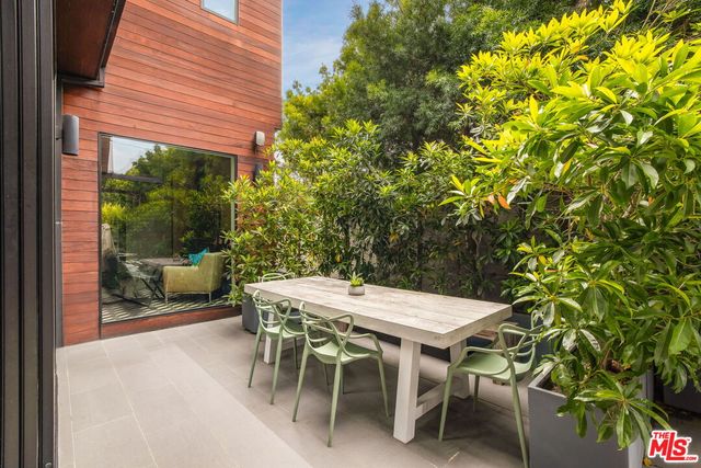 $3,275,000 | 3557 Ashwood Avenue, Los Angeles, CA 90066