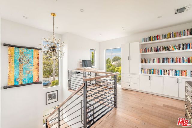 $3,275,000 | 3557 Ashwood Avenue, Los Angeles, CA 90066