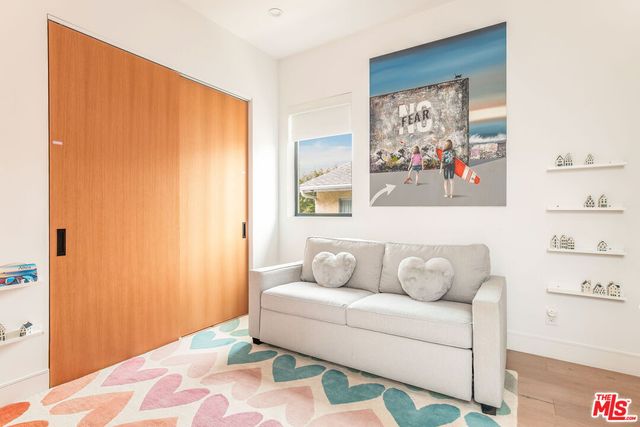 $3,275,000 | 3557 Ashwood Avenue, Los Angeles, CA 90066