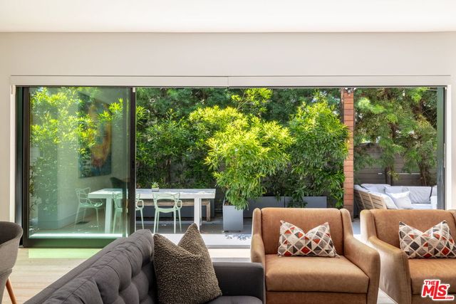 $3,275,000 | 3557 Ashwood Avenue, Los Angeles, CA 90066