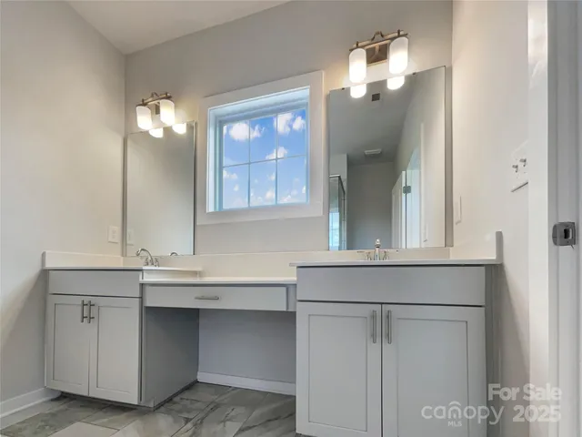 $375,000 | 2321 Silver Cres Drive, Charlotte, NC 28273