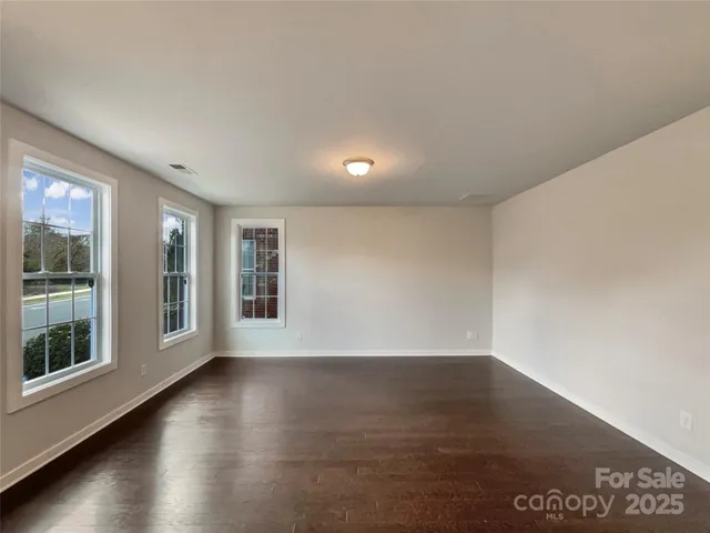 $375,000 | 2321 Silver Cres Drive, Charlotte, NC 28273