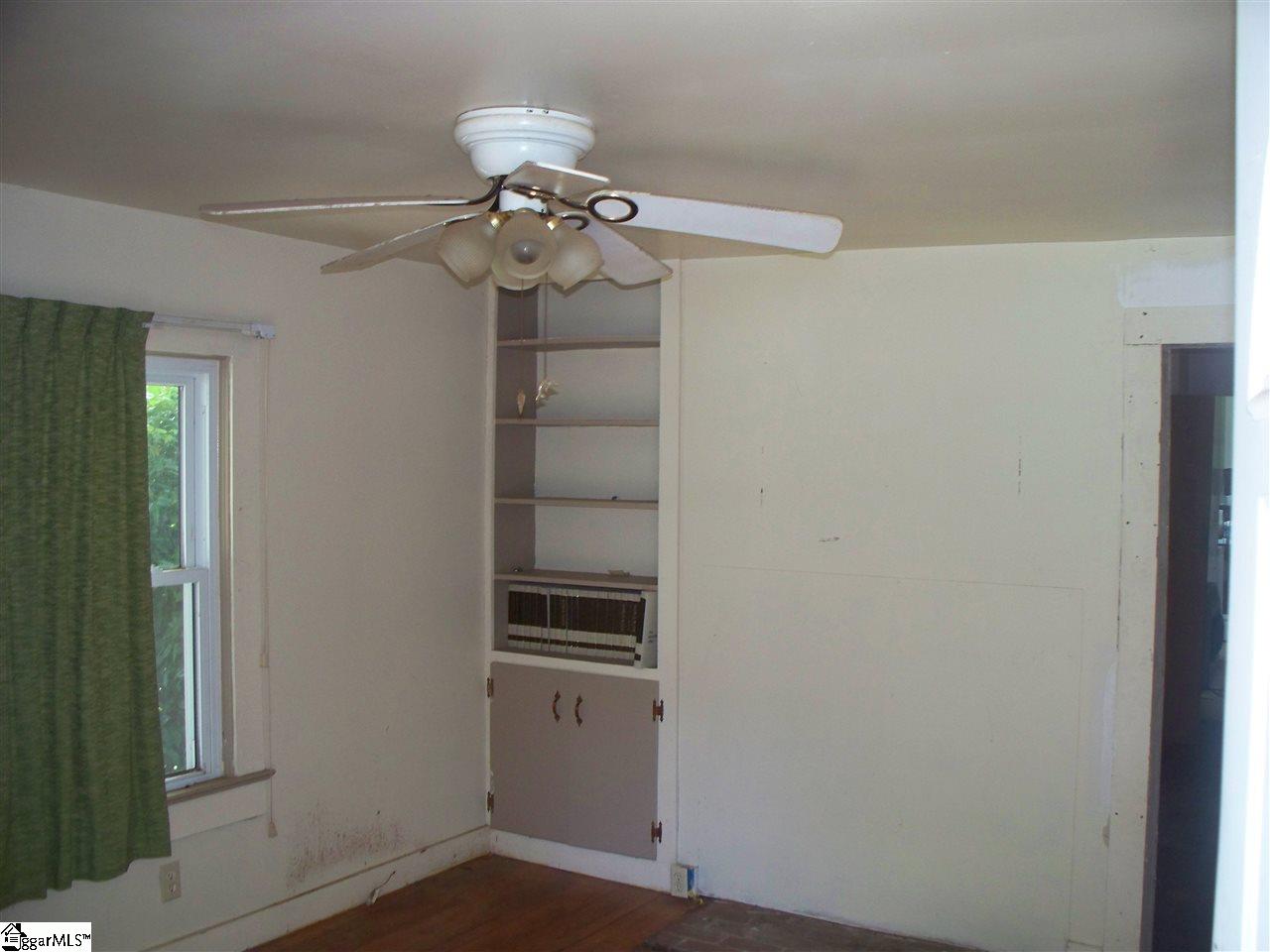 143 Miller Road Easley, SC 29640 - Photo 17 of 26