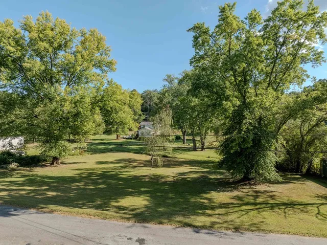 $269,000 | 195 Isabella Avenue, Copperhill, TN 37317