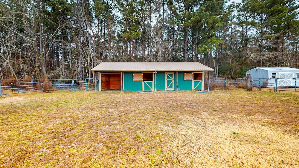 1560 Beasley Road Benson, NC 27504 - Photo 37 of 39 Gallery Image 37