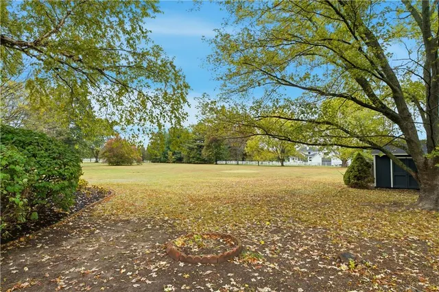 $875,000 | 3680 West 194th Street, Stilwell, KS 66085