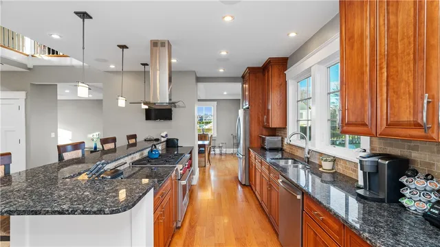 $10,000 | 3 Doris Terrace, Newport, RI 02840