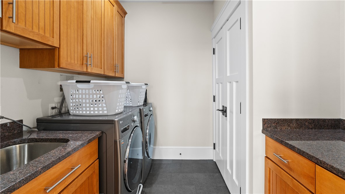 3 Doris Terrace Newport, RI 02840 - Photo 39 of 50
