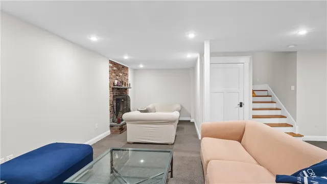 $10,000 | 3 Doris Terrace, Newport, RI 02840