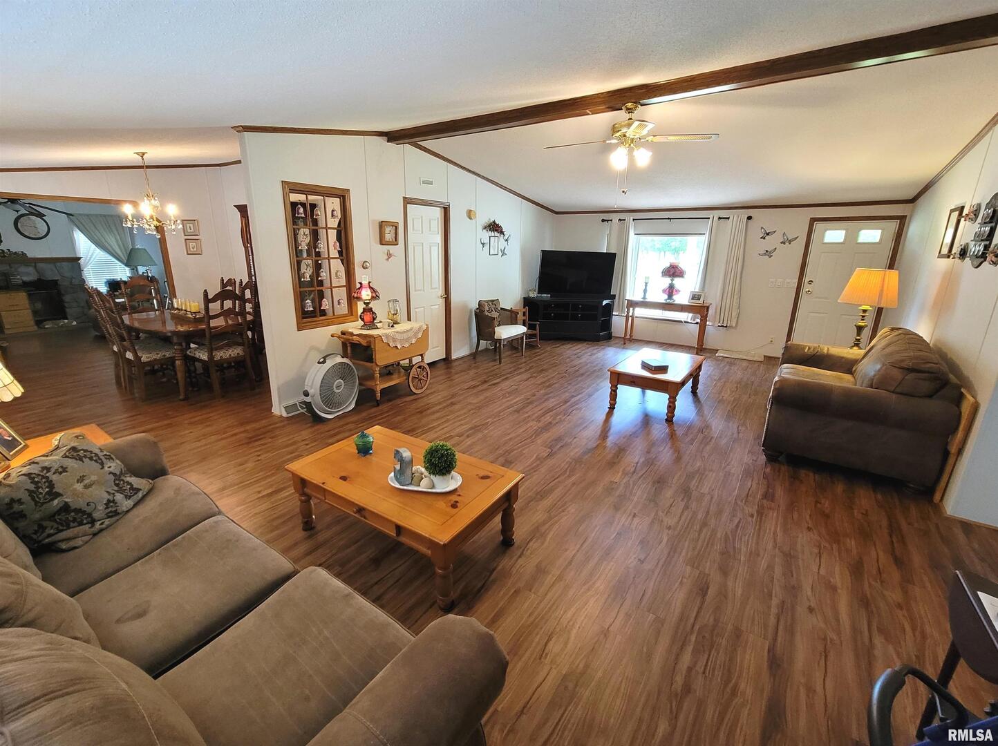 3614 South Hotze Road Salem, IL 62881 - Photo 9 of 41 a living room with furniture and wooden floor