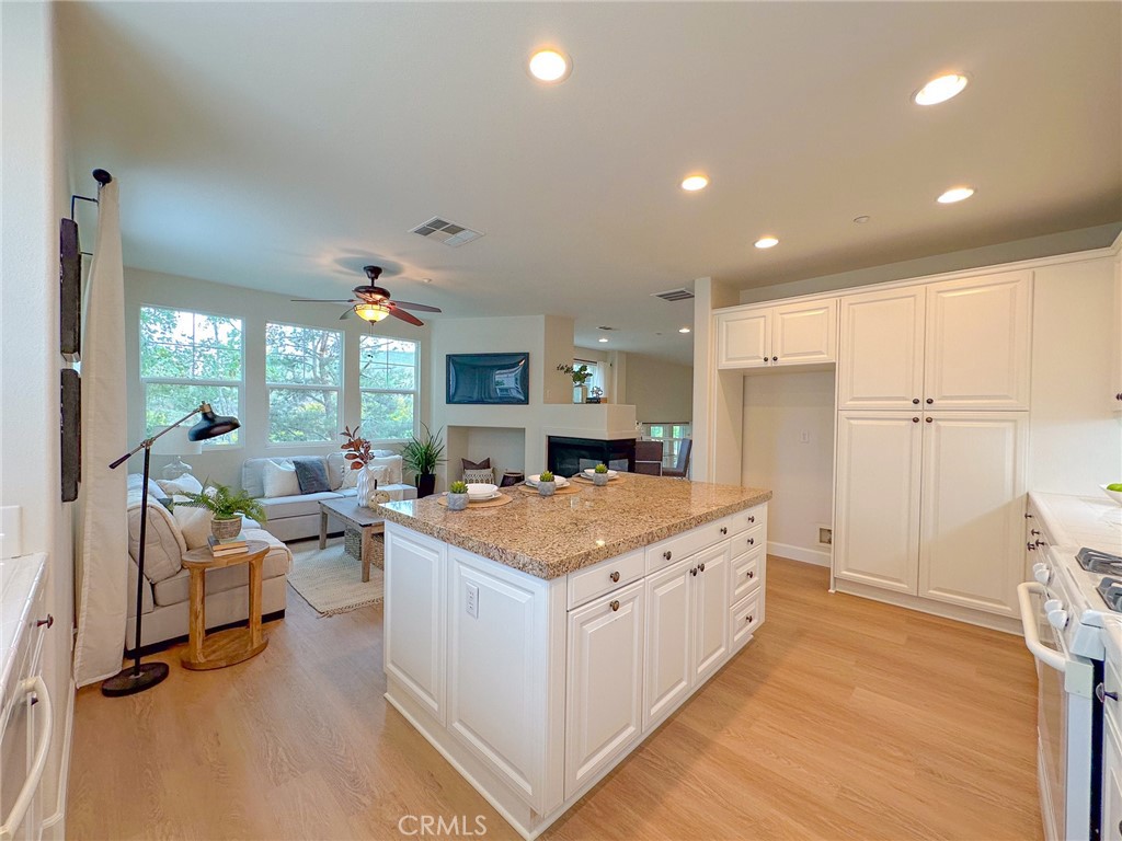 12 Durlston Way Ladera Ranch, CA 92694 - Photo 22 of 57 Gallery Image 22