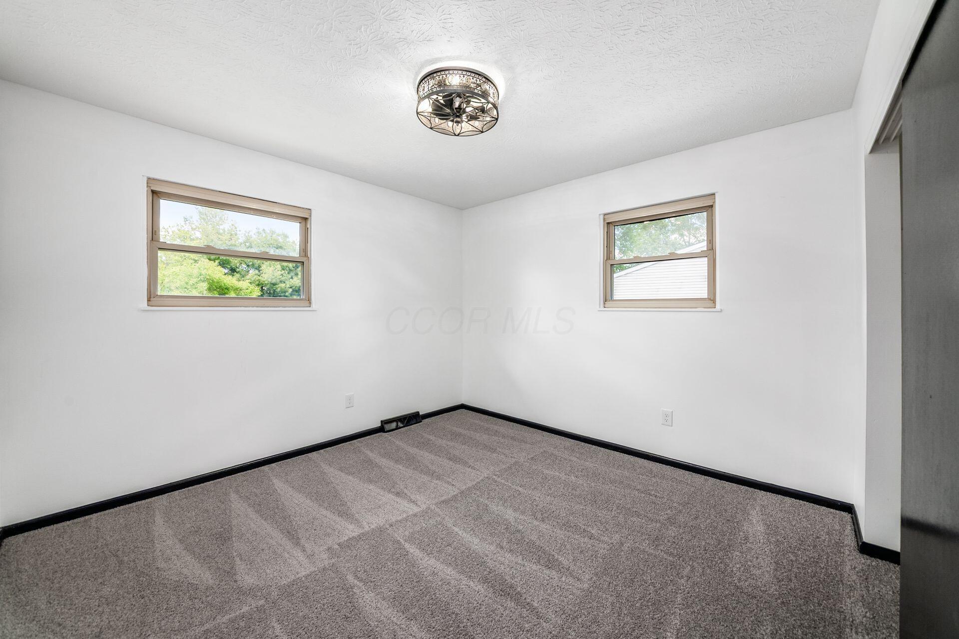 5480 Cedarbush Road Columbus, OH 43229 - Photo 43 of 57 037_54_L 5480 Cedarbush Dr112
