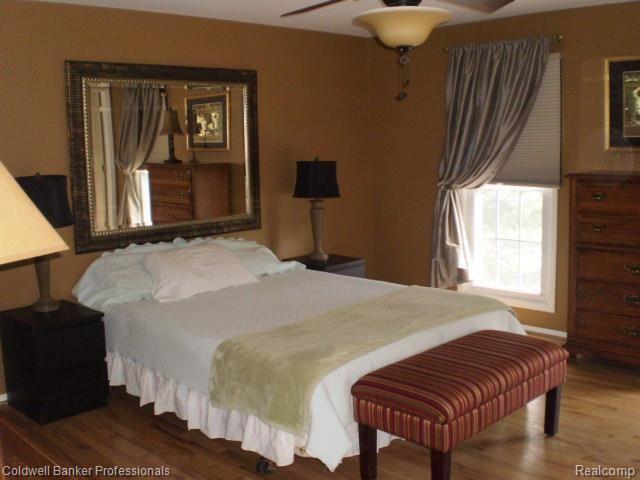 1364 Chestnut Lane Rochester, MI 48309 - Photo 19 of 37 Master Bedroom