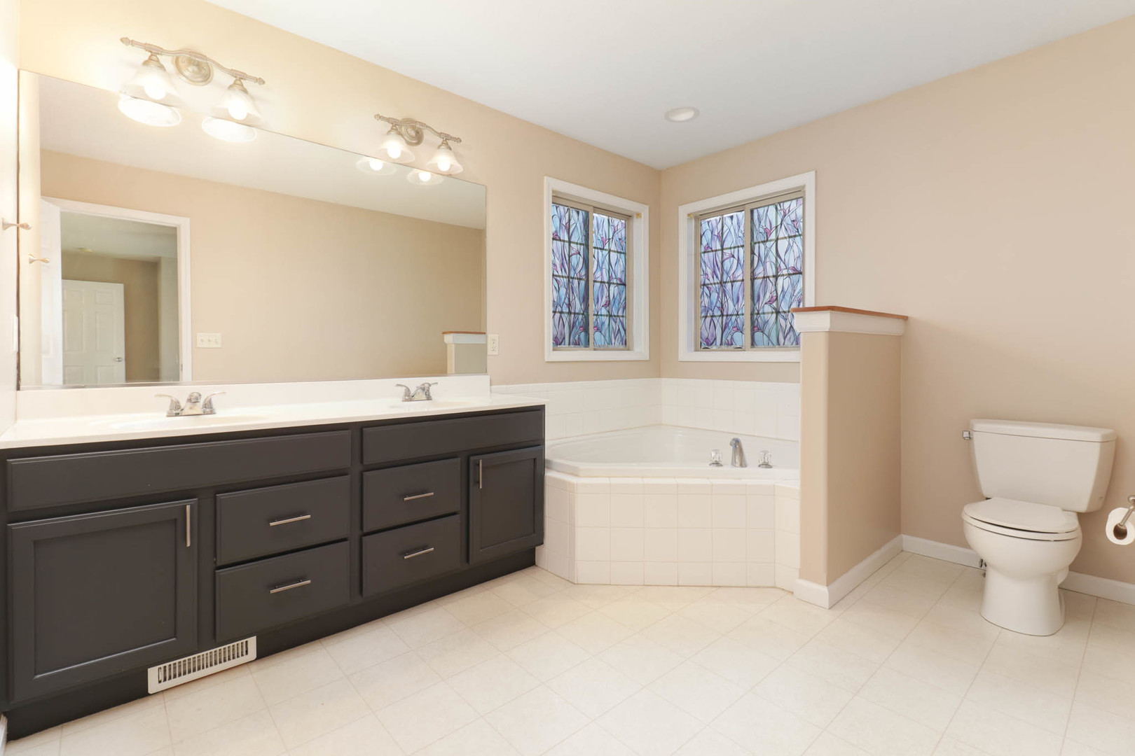 1508 Biltmore Court Normal, IL 61761 - Photo 26 of 57