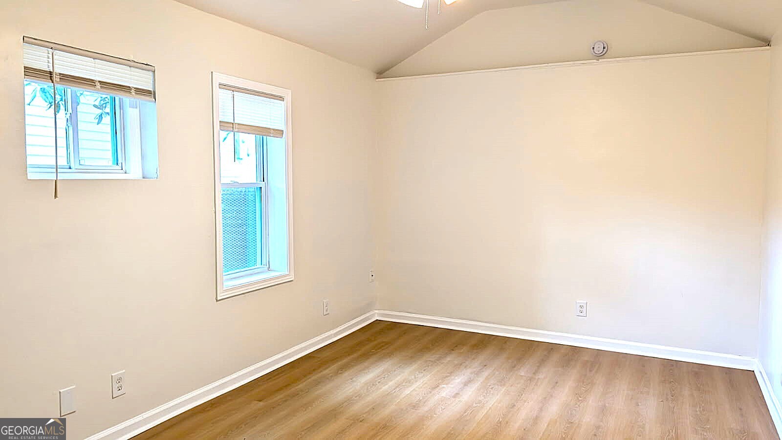 1917 Baker Road Northwest Atlanta, GA 30318 - Photo 10 of 13