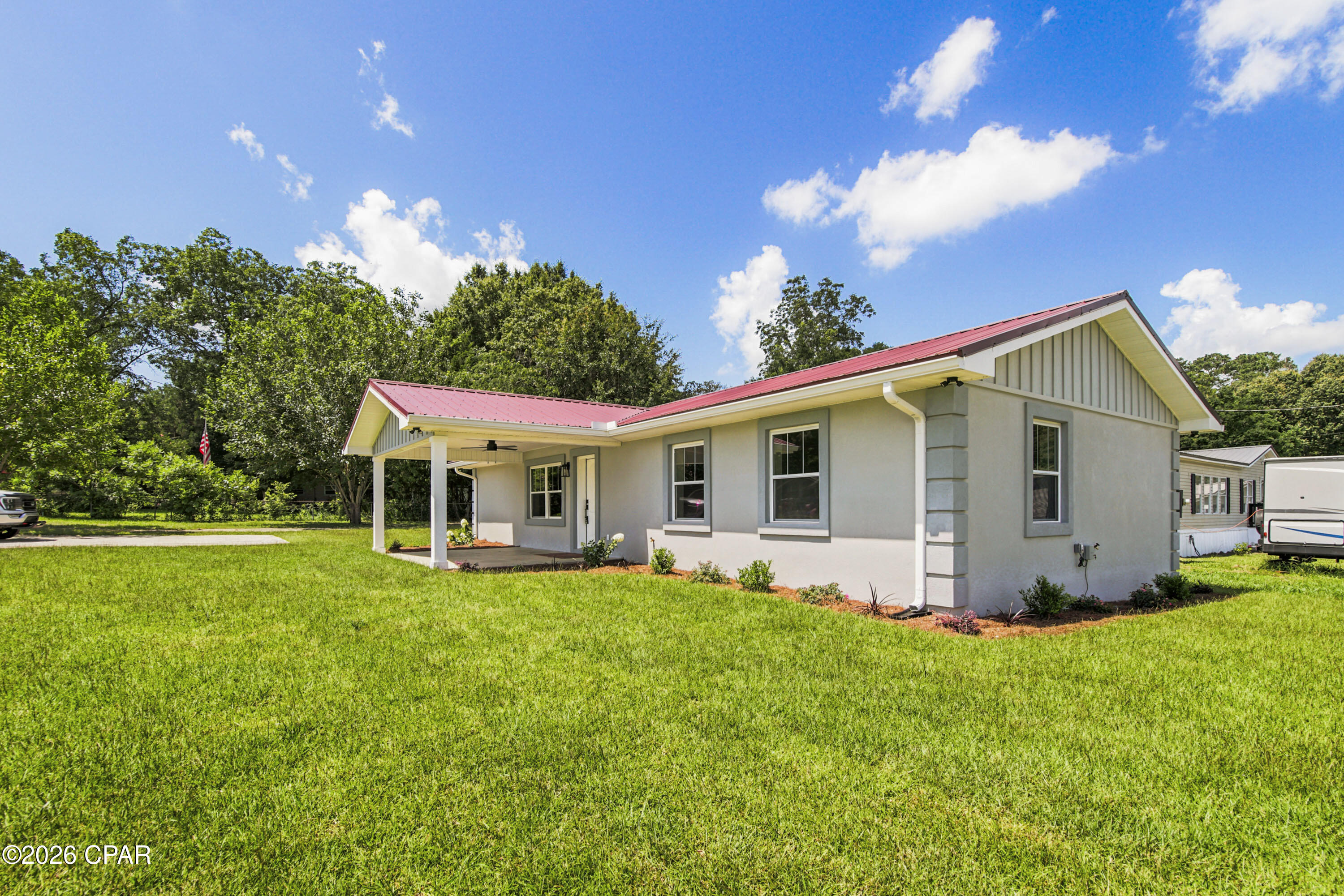 907 Range Line Street Bonifay, FL 32425 - Photo 11 of 36