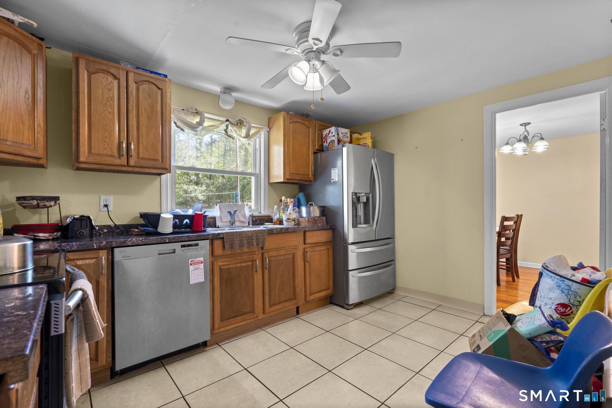 4 Mayfair Road Bloomfield, CT 06002 - Photo 11 of 26