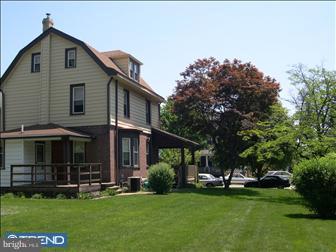 222 Kathmere Road Havertown, PA 19083 - Photo 2 of 6 Exterior Back