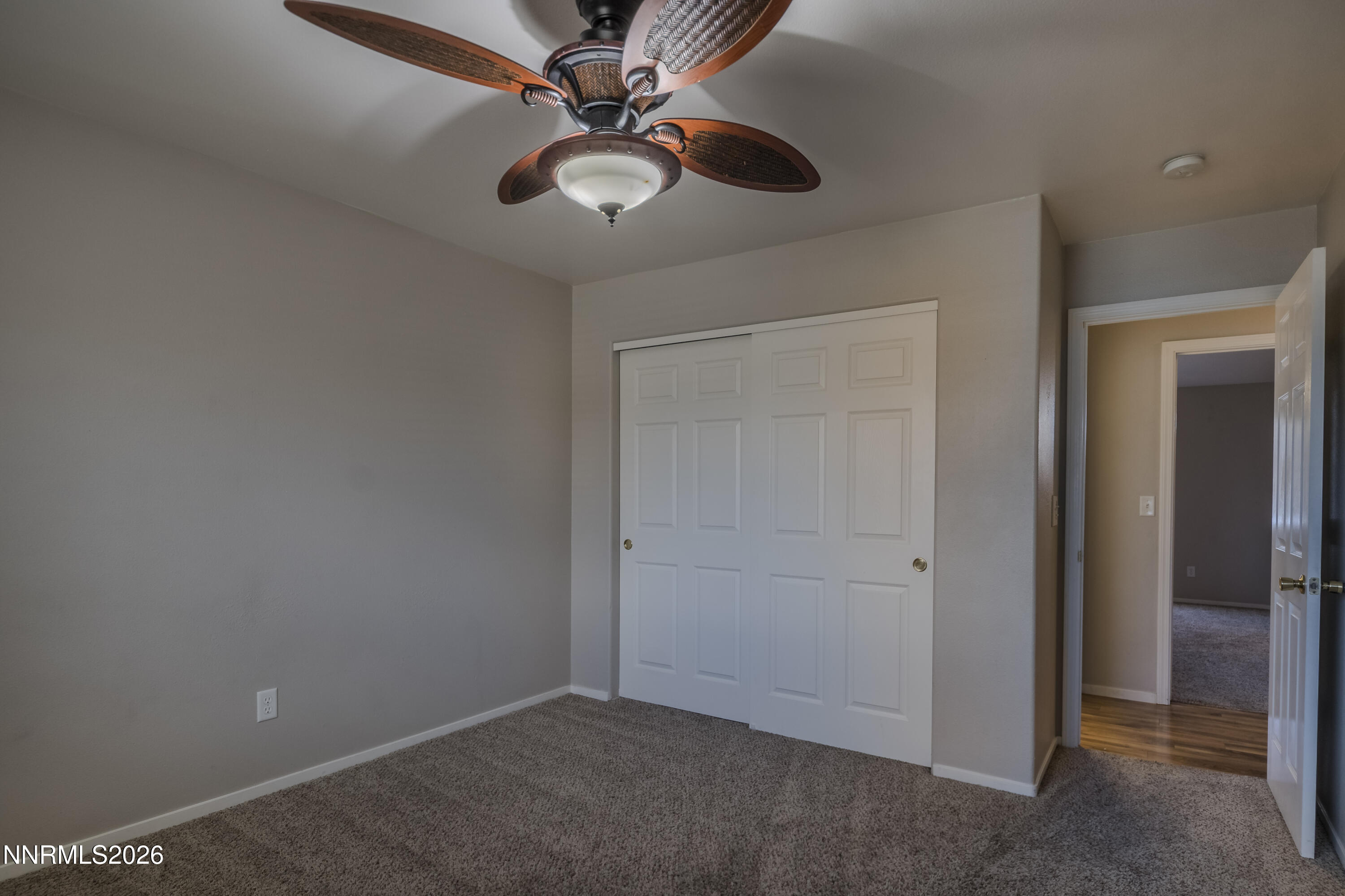 270 Emigrant Way Fernley, NV 89408 - Photo 15 of 29 Emigrant26
