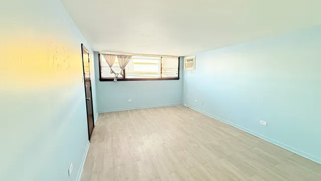 $1,250 | 15020 Woodlawn Avenue, Unit GARDEN, Dolton, IL 60419