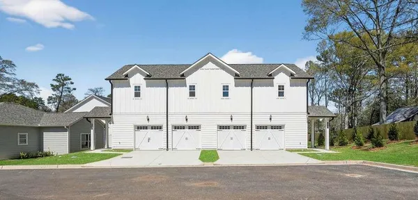 $297,813 | 175 Bartow Street, McRae-Helena, GA 31037