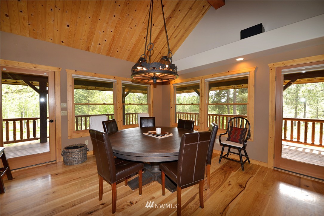 406B West Chewuch Road Winthrop, WA 98862 - Photo 9 of 25 Gallery Image 9