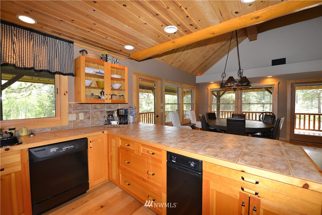 406B West Chewuch Road Winthrop, WA 98862 - Photo 10 of 25 Gallery Image 10