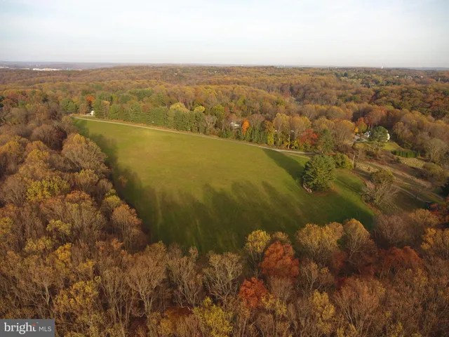 $900,000 | 1503 Falls Road, Cockeysville, MD 21030