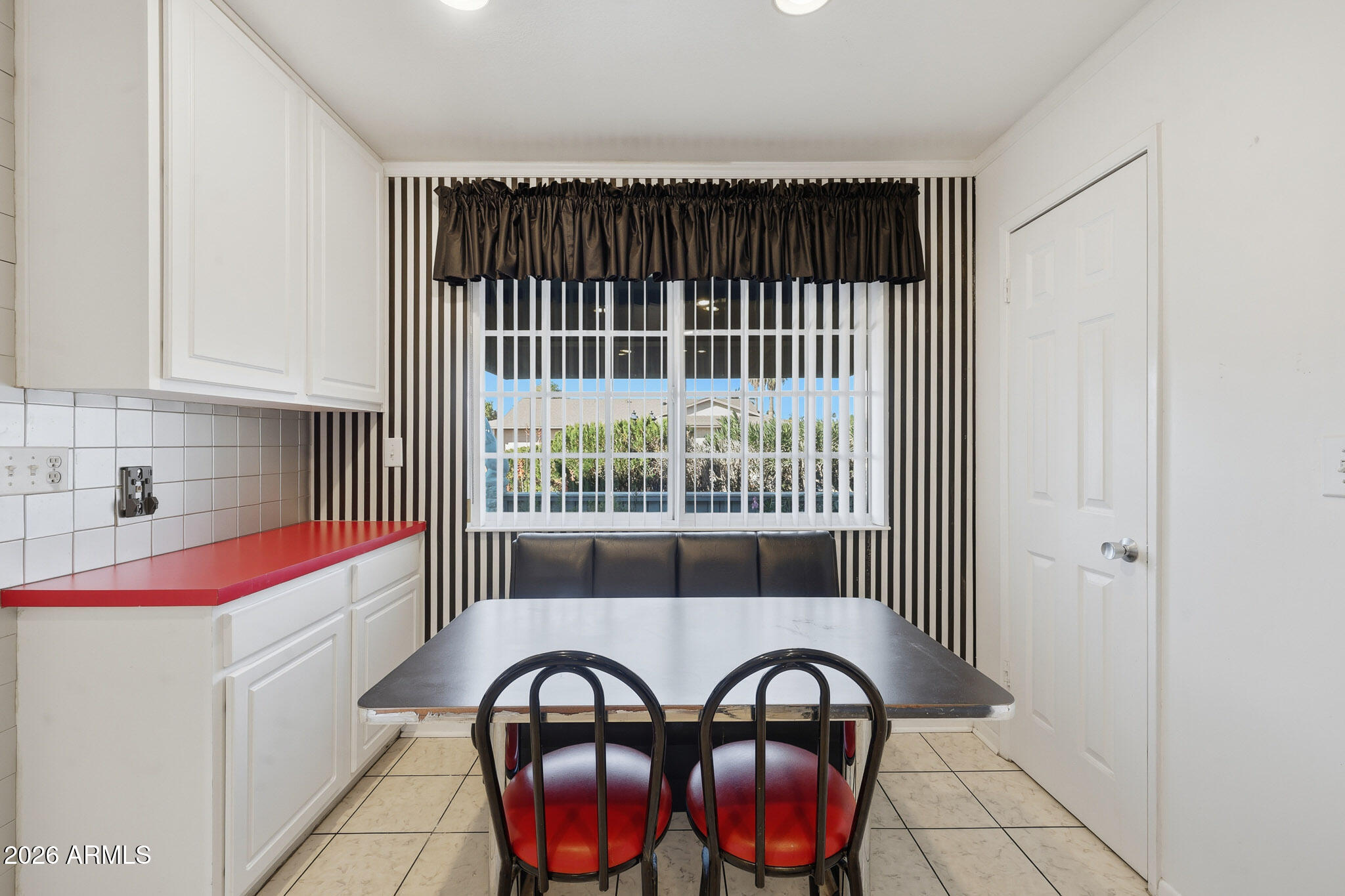 13809 North Blue Ridge Drive Sun City, AZ 85351 - Photo 23 of 48 Eat-in Kitchen