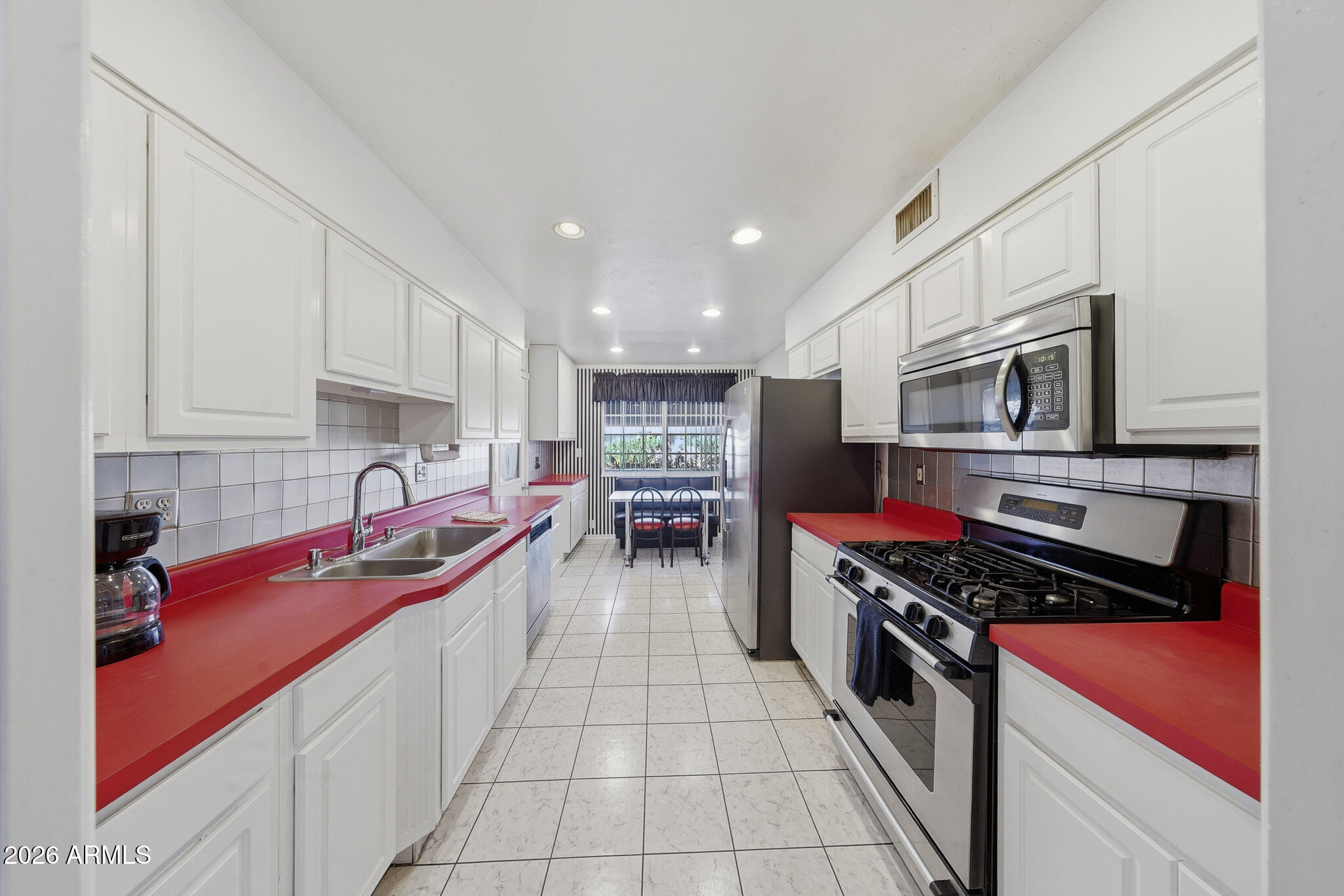 13809 North Blue Ridge Drive Sun City, AZ 85351 - Photo 3 of 48 Kitchen