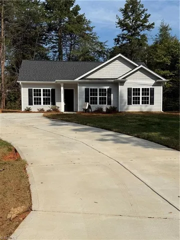 $229,900 | 123 Creekside Drive, Mocksville, NC 27028
