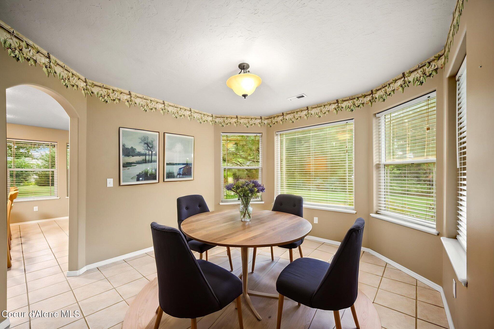 2591 West Diamond Bar Road Rathdrum, ID 83858 - Photo 21 of 41 Dining