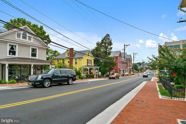 a car parked in front of a building