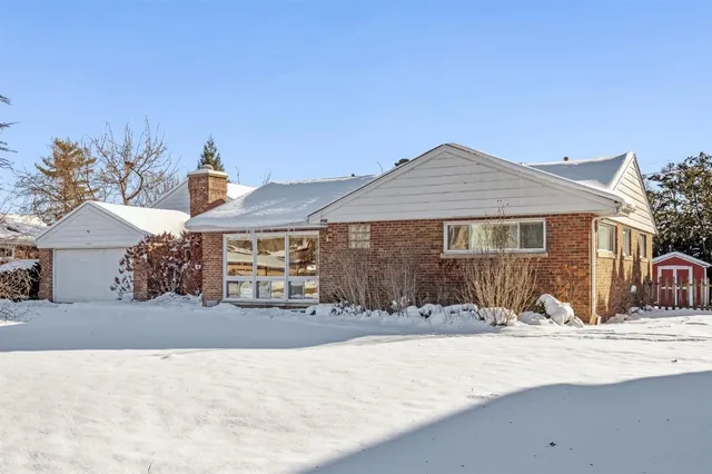 $599,000 | 1821 George Court, Glenview, IL 60025