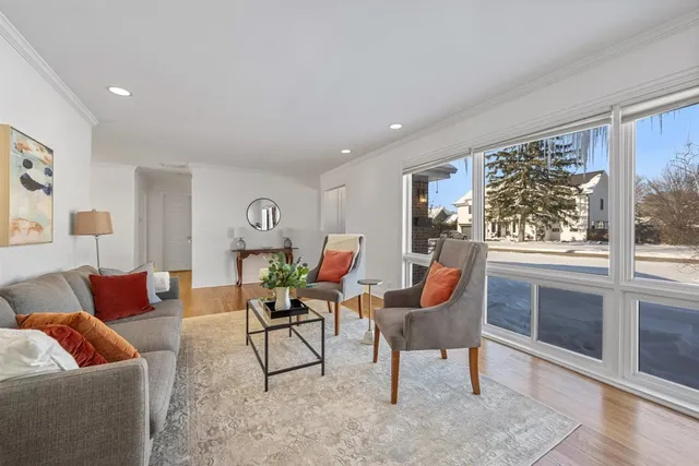 $599,000 | 1821 George Court, Glenview, IL 60025