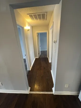 $1,300 | 280 5th Street, Unit 3S, Fall River, MA 02721